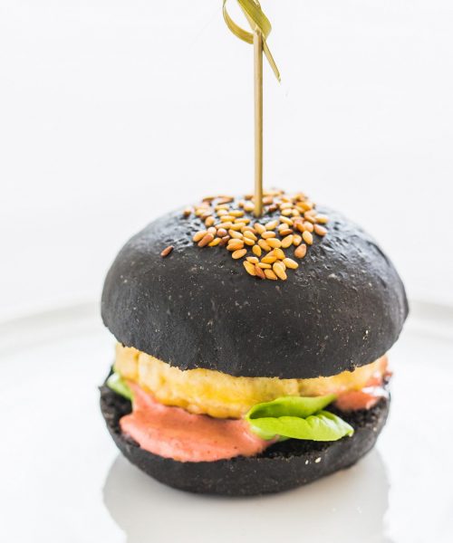 Mini hamburger al nero di seppia